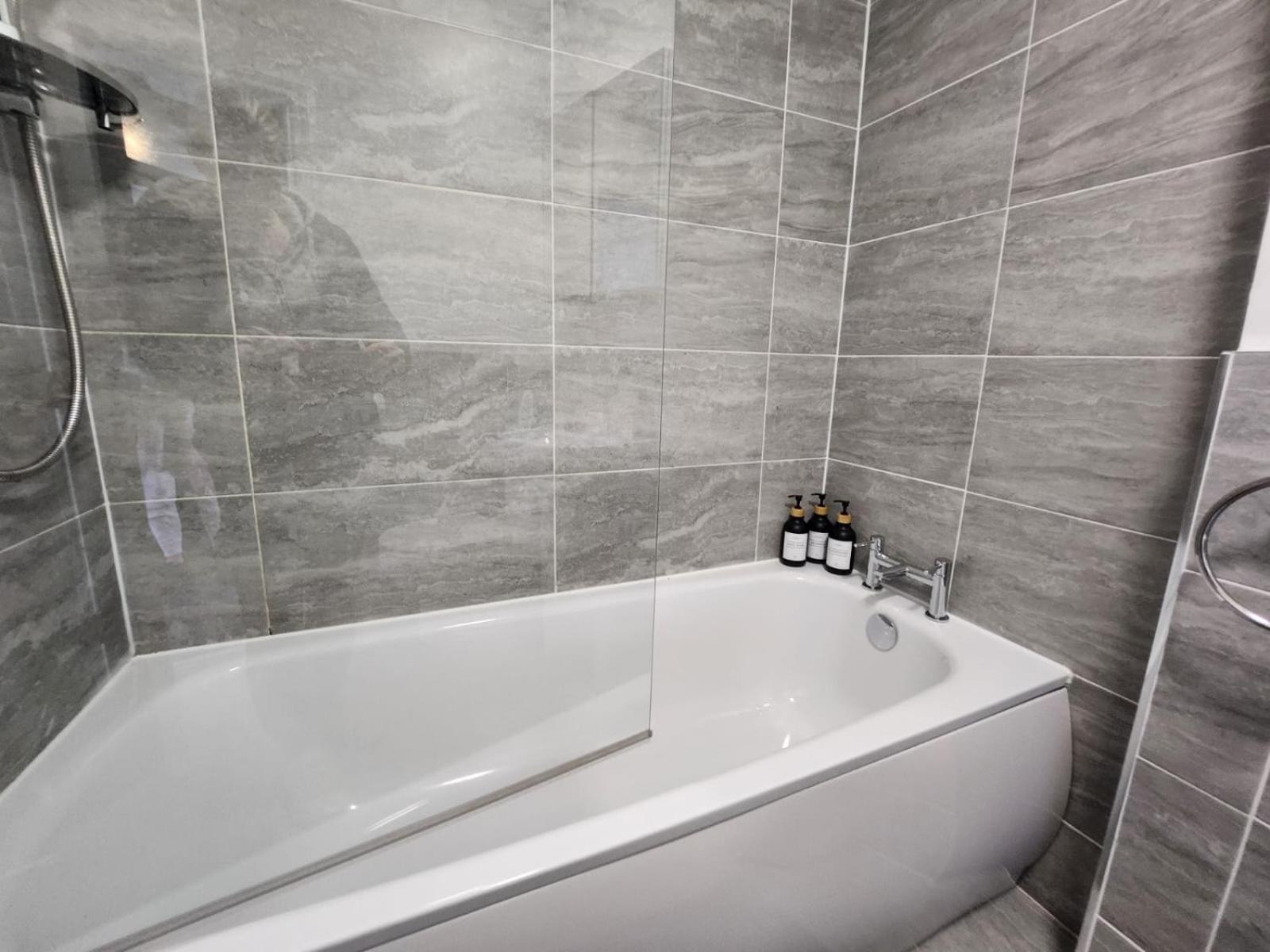 Bright & Stylish Apartment Dundee Luaran gambar